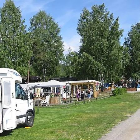 مكان تخييم Steinvik 2*